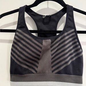 oiselle Seamless Sports Bra